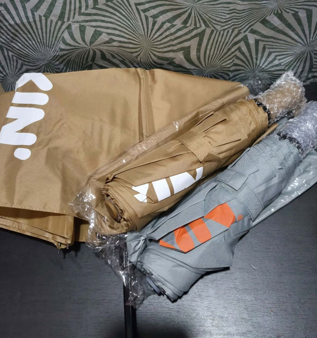 Dunkin Foldable Umbrella Limited Edition (Category: Umbrellas) located in Pasig City. Submitted by loveMYshop2022 (Listing ID 1461322363, Image 1). Description: Dunkin Foldable Umbrella Limited Edition NO TO FAKE / DUPLICATE ITEMS PRICE for EACH ITEM ✔️ORIGINAL ✔️BRANDNEW ✔️Limited Offer / limited Stocks Only 👍ready for pick up / on hand _ available 👍Location Pasig City 👍MOP Gcash / Maya / Gotyme / 👍CC Payment QRPH + 30.00 👍Feel FREE to Send