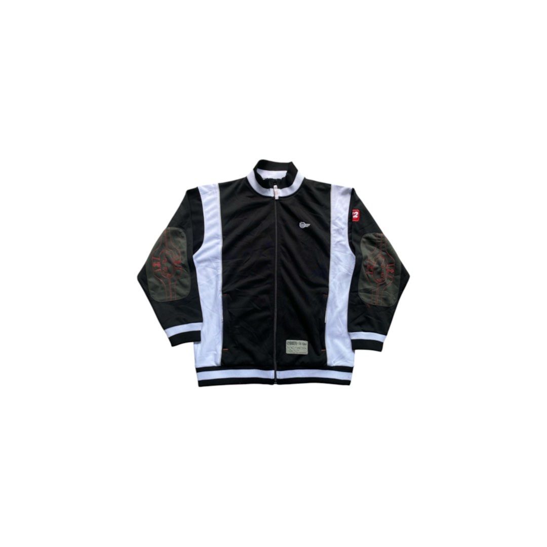 Ecko Function (Ecko UNLTD) Varsity Jacket (Category: Coats, Jackets and Outerwear) located in Rizal. Submitted by various.stuff (Listing ID 1461246418, Image 1). Description: Item: Dimes: 23 x 27.5 Condition: Excellent Color rate: 9.8/10 Issue: none.