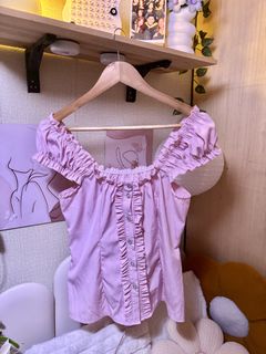 (Category: ) located in . Submitted by joe_fashion1234 (Listing ID 1461233436, Image 1). Description: .