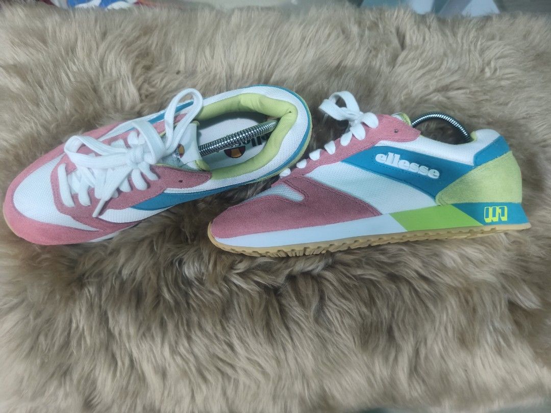 Ellesse retro-style sneakers (Category: Sneakers) located in Manila. Submitted by fel0230 (Listing ID 1461287927, Image 3). Description: like new condition..