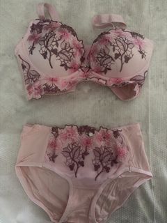 (Category: ) located in . Submitted by udonnnnn (Listing ID 1461167412, Image 1). Description: .