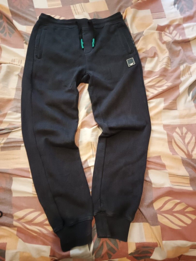 Emporio Armani jogger pants (Category: Activewear) located in Odiongan. Submitted by thriftngo26 (Listing ID 1461229479, Image 1). Description: emporio Armani jogger pants.