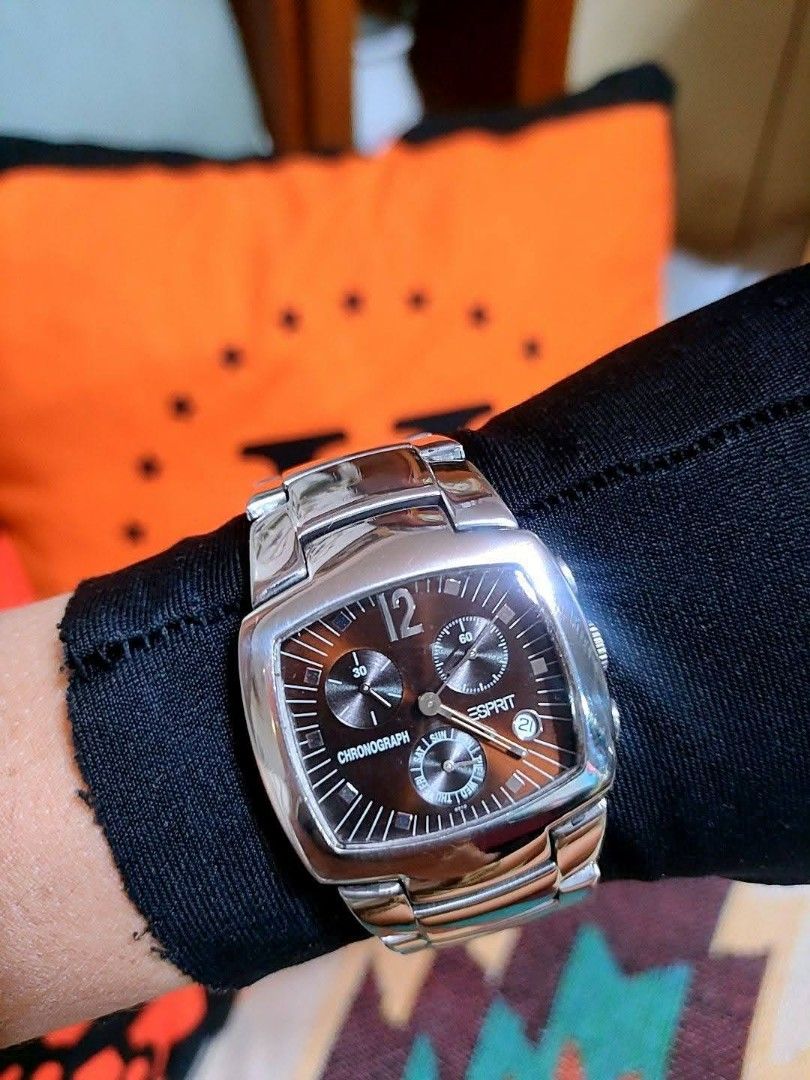 Esprit Chronograph Watch (Category: Women's Watches) located in Baliuag. Submitted by marieannfernando23 (Listing ID 1461284709, Image 3). Description: - Esprit Chronograph Watch - Brown Dial - Stainless Steel Band - Three Subdials - Big face - Day/Date Display - Minor scratches on band and casing - Selling as is - Like new.