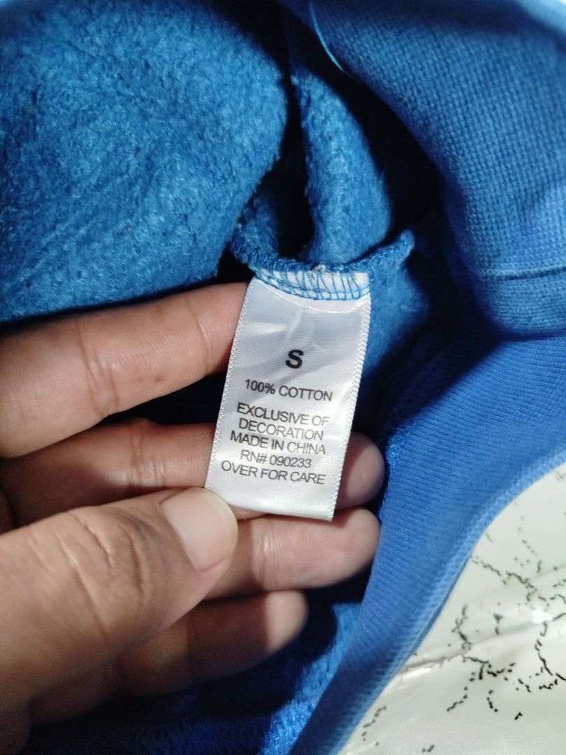 Essential x tmc crenshaw (Category: Coats, Jackets and Outerwear) located in Mandaluyong City. Submitted by ren2o_cru2 (Listing ID 1461141045, Image 3). Description: Fs Essential x tmc crenshaw Small in tag 25 L 24 W Excellent condi Dm to purchase.