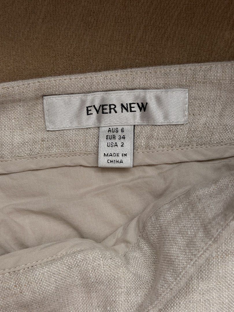 EVERNEW Off-white Linen Skirt (Category: Skirts) located in San Juan City. Submitted by elkaytea27 (Listing ID 1461180236, Image 2). Description: Original Price - 4,500 .