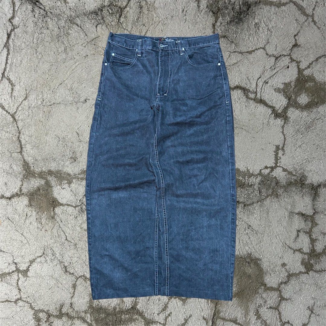 evisu miniature shoe (Category: Jeans) located in Manila. Submitted by knowstalgic1119 (Listing ID 1461133401, Image 2). Description: .