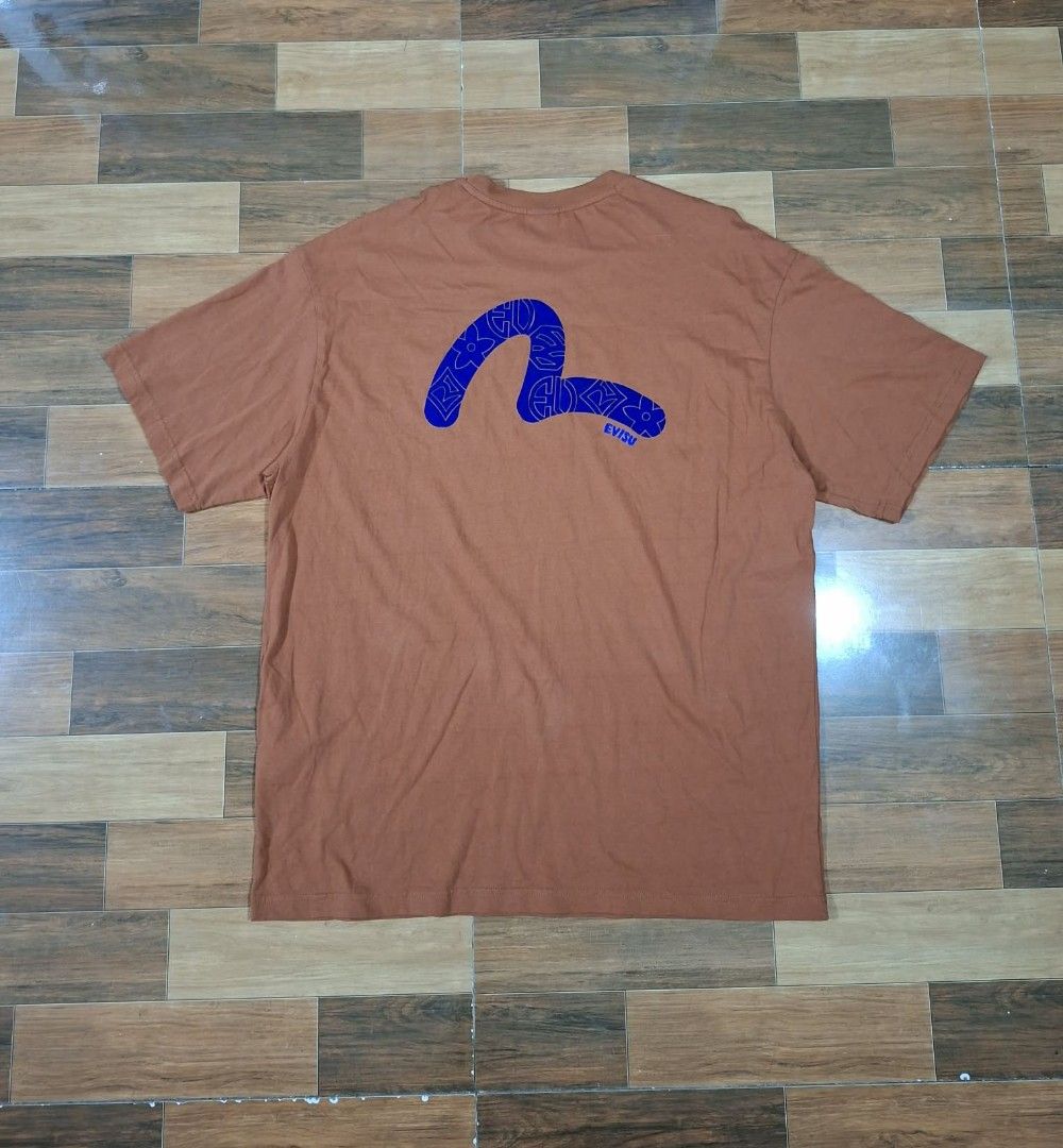 Evisu T shirt (Category: Tshirts & Polo Shirts ) located in Pili. Submitted by thrift_ni_buboy (Listing ID 1461276380, Image 3). Description: Evisu T shirt Size Xl Excellent Condition No issue Location: Bicol Area.