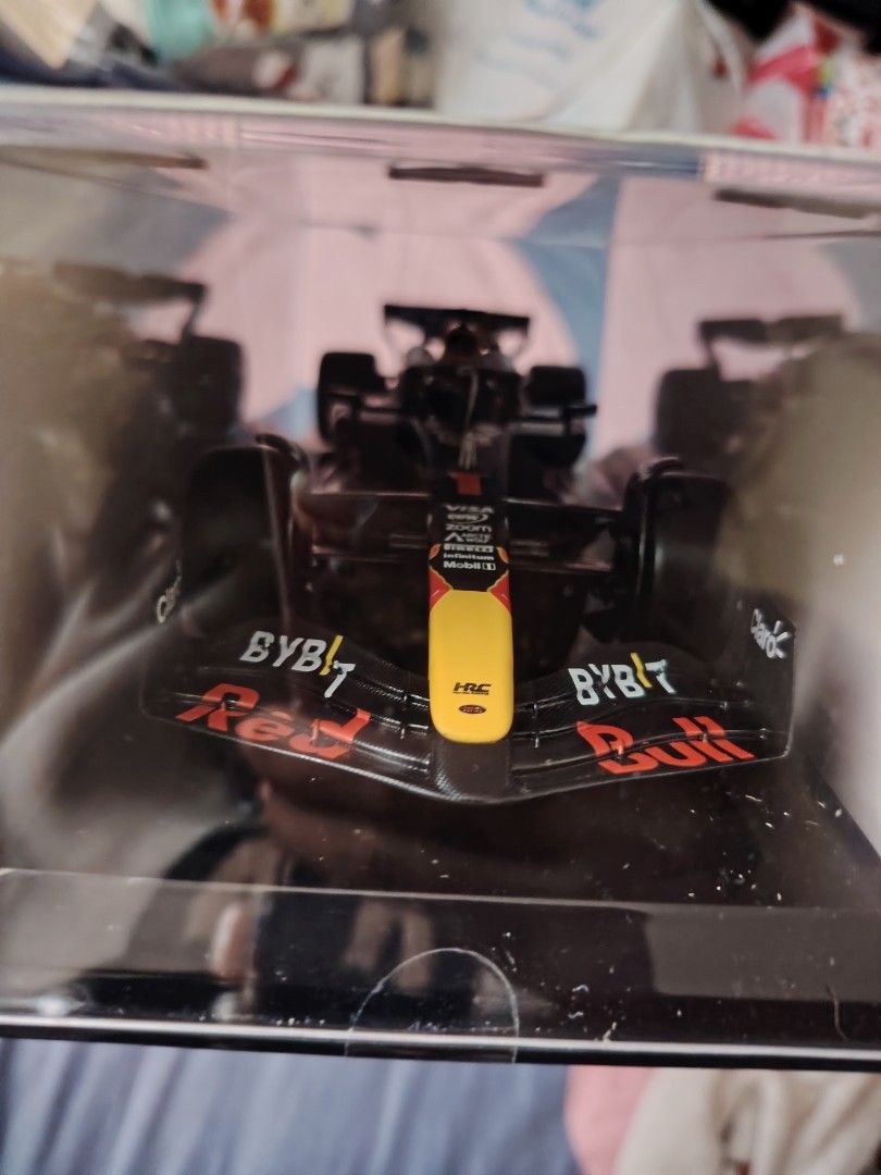 F1 bbrugo 1/24 (Category: Vehicle & Diecast Models) located in Mandaluyong City. Submitted by twovv (Listing ID 1461140469, Image 2). Description: Brand new Sealed BELOW SRP.