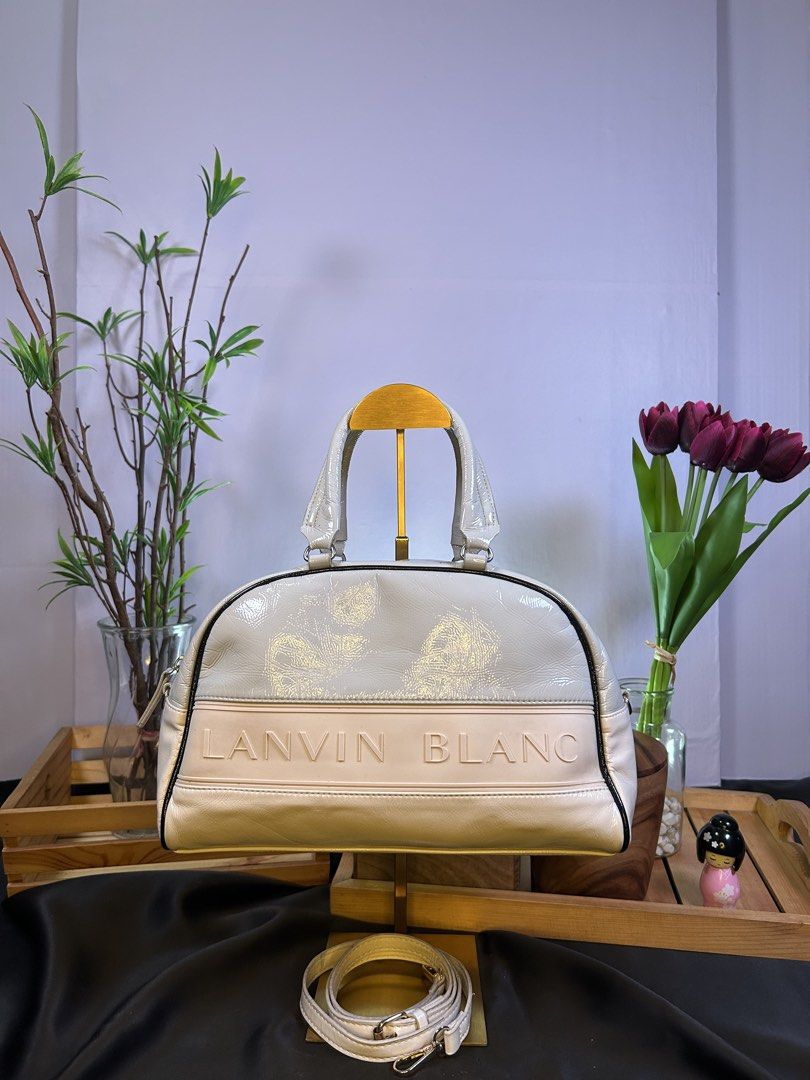 Fashion Bags (Category: Luxury Bags & Wallets) located in Mandaue City. Submitted by sixofdeynee (Listing ID 1461304543, Image 3). Description: Check us out on FB for more bags, prices, pics, and videos! FB Page: Bags On Repeat by Abby.