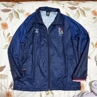 (Category: ) located in . Submitted by averythrifts (Listing ID 1461278401, Image 1). Description: .