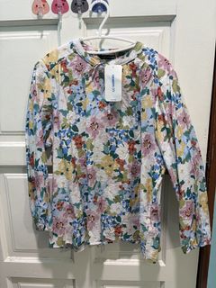 (Category: ) located in . Submitted by shopwithaidaa (Listing ID 1461122856, Image 1). Description: .