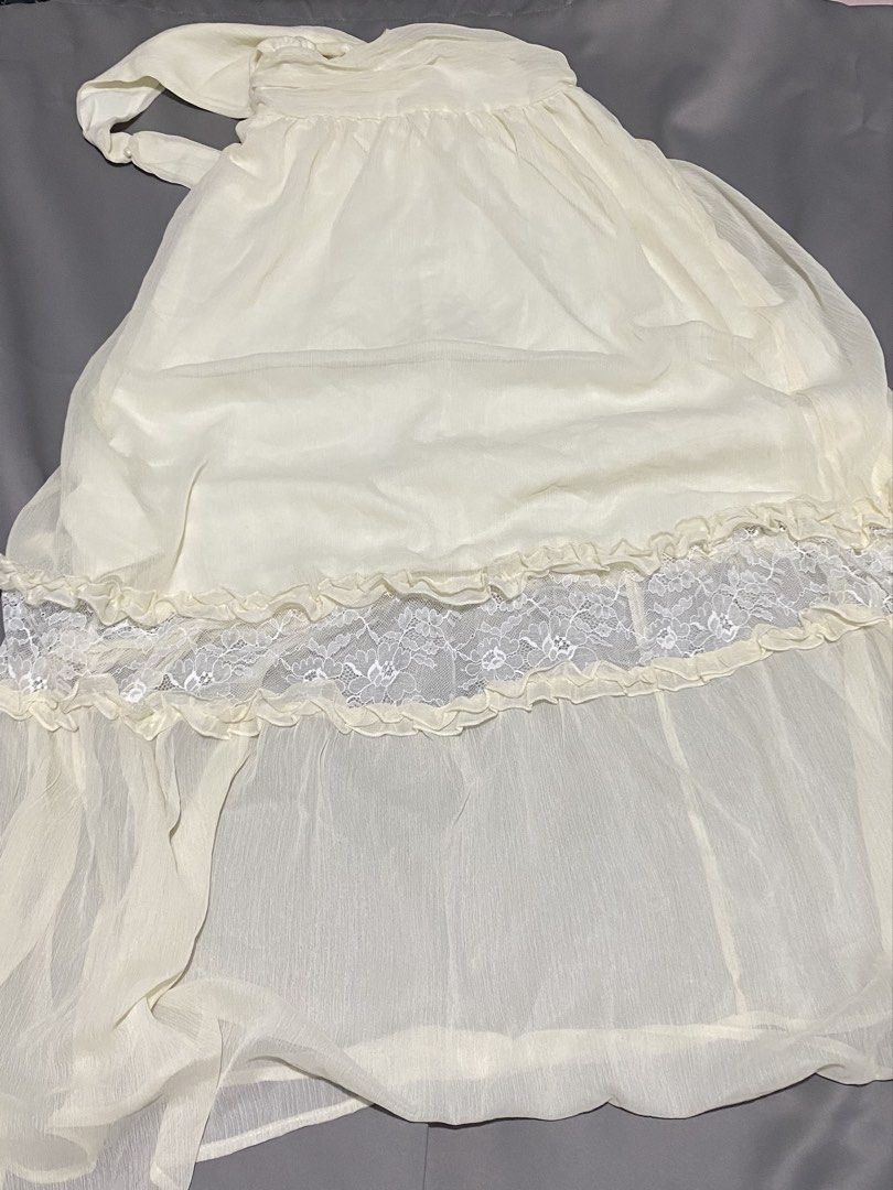 Flowy Cream Halter Lace Patchwork Dress (Category: Dresses) located in Bacoor. Submitted by sad.burrito (Listing ID 1461282943, Image 3). Description: -Used once for pics only - Halter design Courier via Lalamove or LBC, shipping fee shouldered by buyer. 📍 Bacoor, Cavite.