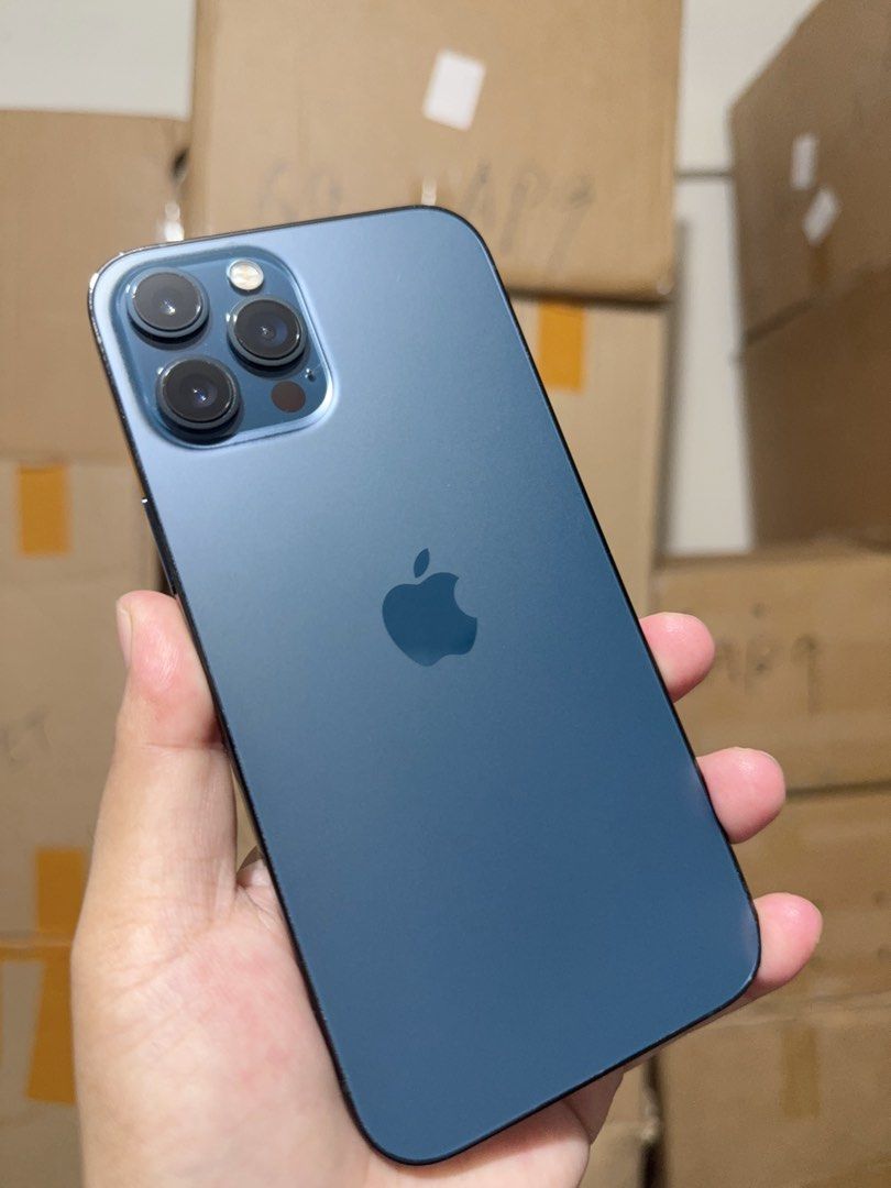 FOR SALE! IPHONE 12 PRO MAX 128 (Category: iPhone 12 Series) located in Manila. Submitted by rarecloud-c994 (Listing ID 1461280768, Image 2). Description: FOR SALE! IPHONE 12 PRO MAX 256GB 🔥 💰 ₱18,500 ONLY! ✨ ALL GOODS! WALANG KA-ISSUE-ISSUE! ✨ ✅ Face ID working ✅ True Tone working ✅ Battery Health 100% 🔋 ✅ SIM / WiFi working ✅ No history of repair ✅ All parts are original ✅ 128GB Storage 📌 SURE BUYERS ONLY!.