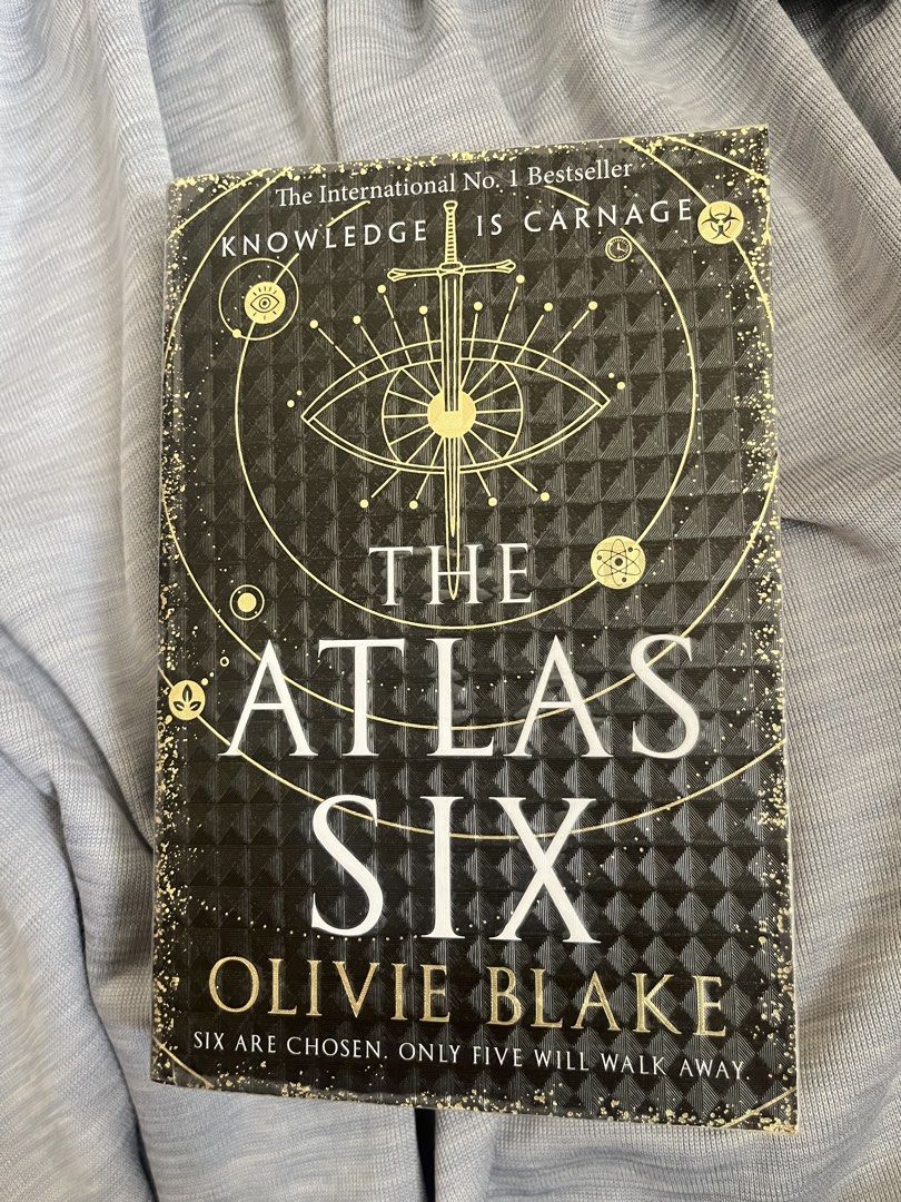 FOR TAKE ALL BOOKS (Category: Storybooks) located in Mandaluyong City. Submitted by new.michia (Listing ID 1461185975, Image 2). Description: For take all books, books from fullybooked and NBS almost new and good condition, see pics for details.