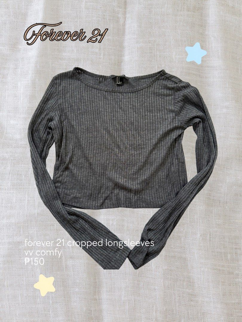 Forever 21 Grey Ribbed Cropped Longsleeves (Category: Longsleeves) located in Bacoor. Submitted by sweetsrirachaaa (Listing ID 1461128060, Image 1). Description: - Grey ribbed cropped long sleeves - Brand: Forever 21 - Super comfy material - Versatile: great for layering or wearing on its own - Easy to style with jeans or skirts.