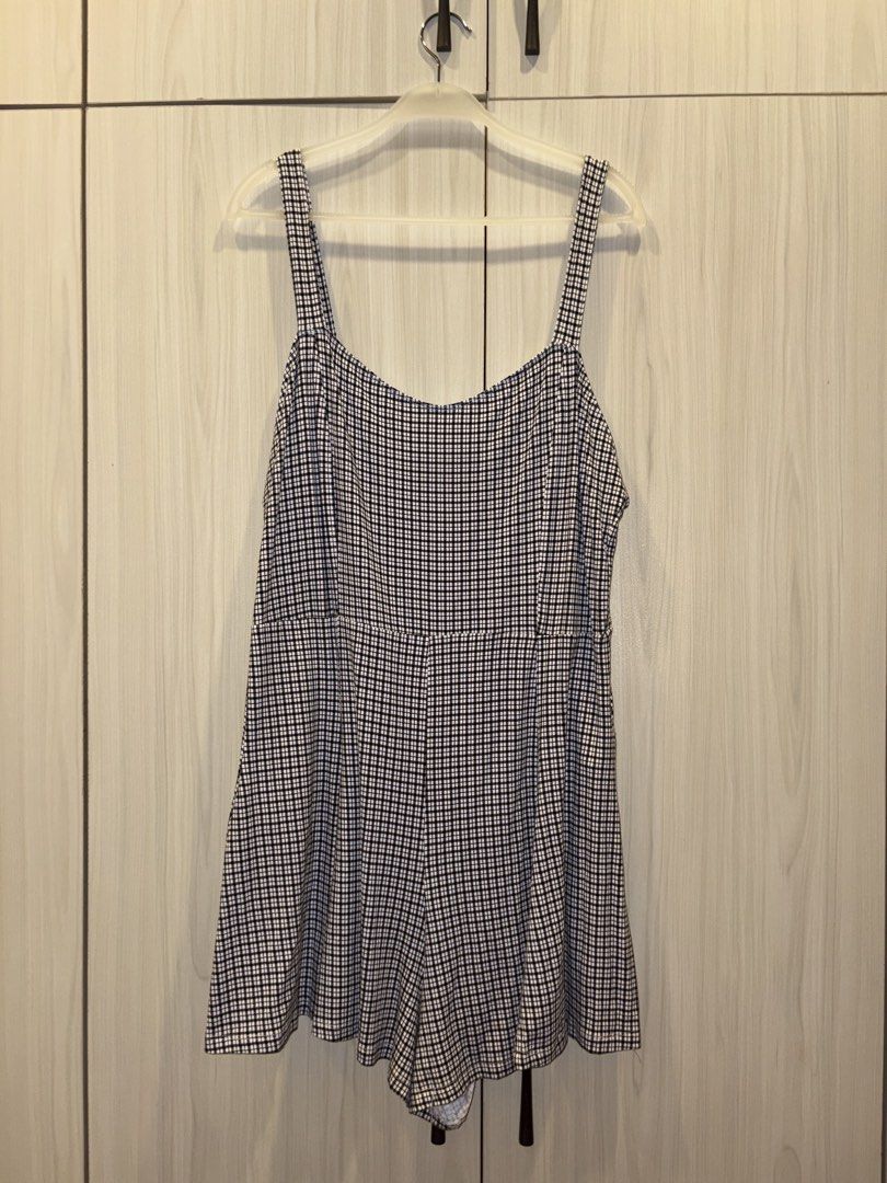 Forever 21 Plaid Romper (plus size) (Category: Rompers) located in Antipolo. Submitted by maiplus (Listing ID 1461282364, Image 1). Description: F21 Size 1X (fits XL-2XL body frame) romper shorts 📍Antipolo City.
