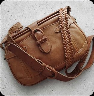 (Kategori: ) berada di . Dikirim oleh bagsbun07 (ID iklan 1461300204, Gambar 1). Deskripsi: .