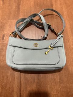 (Category: ) located in . Submitted by onlypreloved.nrlnmz (Listing ID 1461189450, Image 1). Description: .