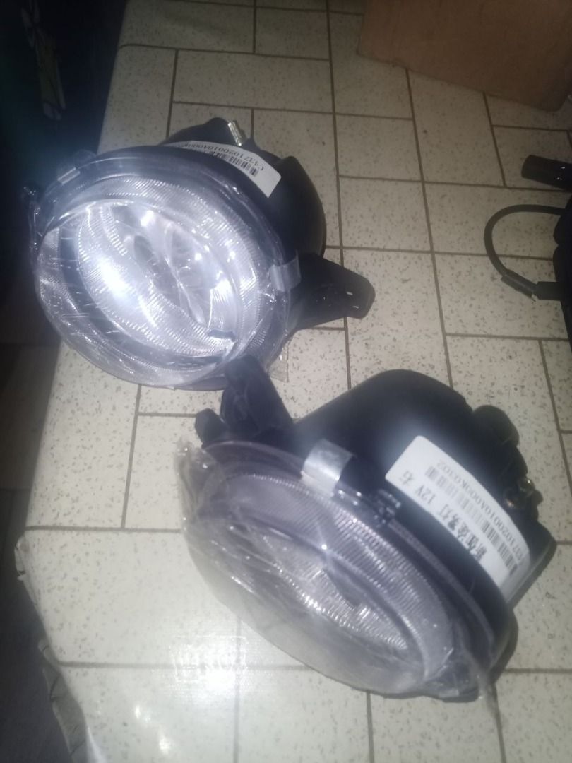 Foton Head Light (Category: Body Parts and Accessories) located in San Juan. Submitted by alexisae (Listing ID 1461284644, Image 2). Description: .