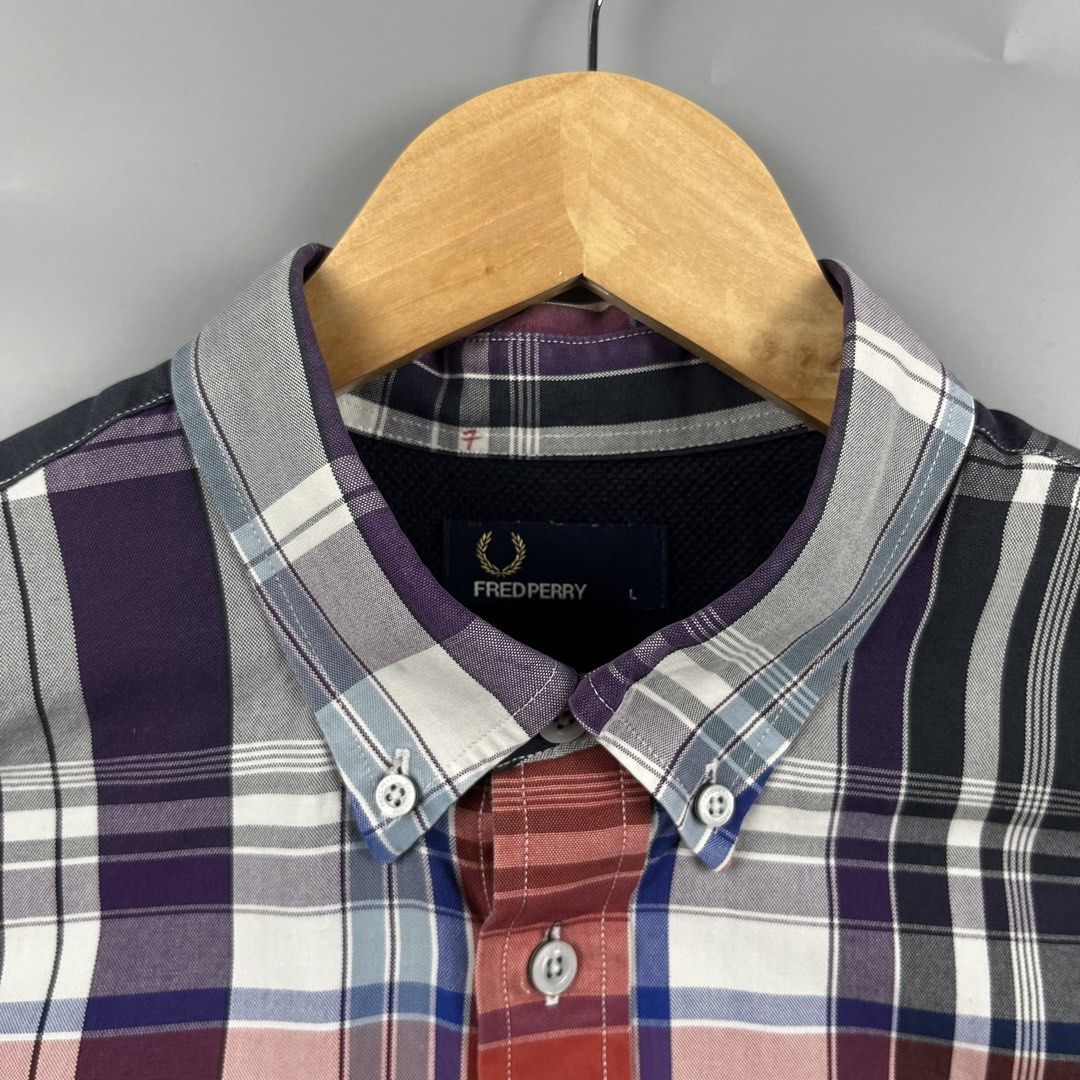 Fred Perry Longsleeves (Category: Activewear) located in Los Banos. Submitted by 4030.archives. (Listing ID 1461269557, Image 3). Description: Fred Perry Longsleeves 1300 Pesos Large Length : 29 inches Width : 22 inches Good as new.