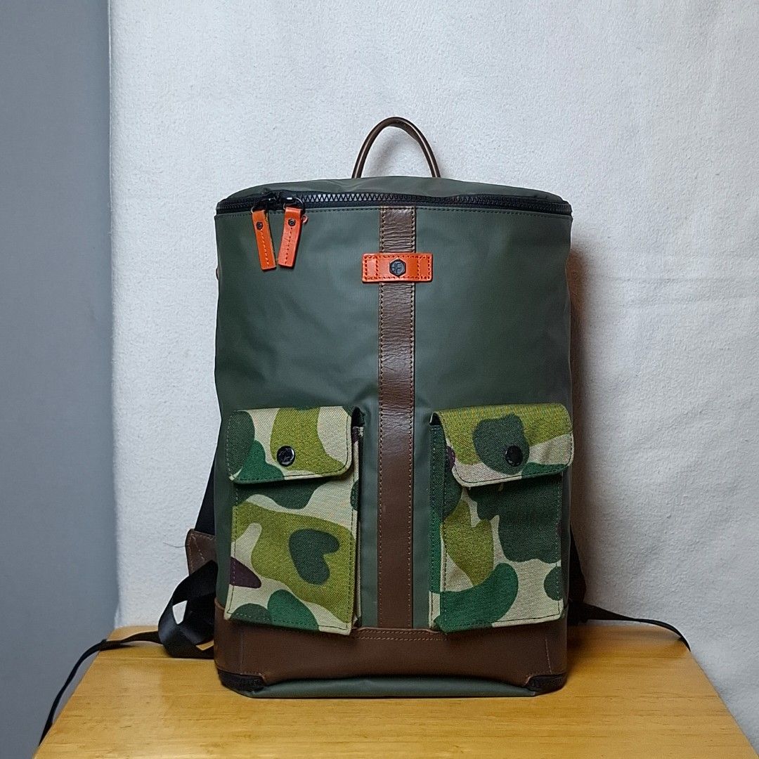 Frequent Flyer Captain Zip Around Backpack (XS) (Category: Backpacks) located in Baguio. Submitted by kathuu27 (Listing ID 1461147747, Image 1). Description: Frequent Flyer Captain Zip Around Backpack (XS) Water resistant Size: 23cm x 12cm x 35cm Volume: 10L Leather x Canvas x Oxford material Good condition / Sign of usage Baguio City Based (open for dropping/meet-up) Outside Baguio - Payment First Shipping +SF Courier: Jnt.
