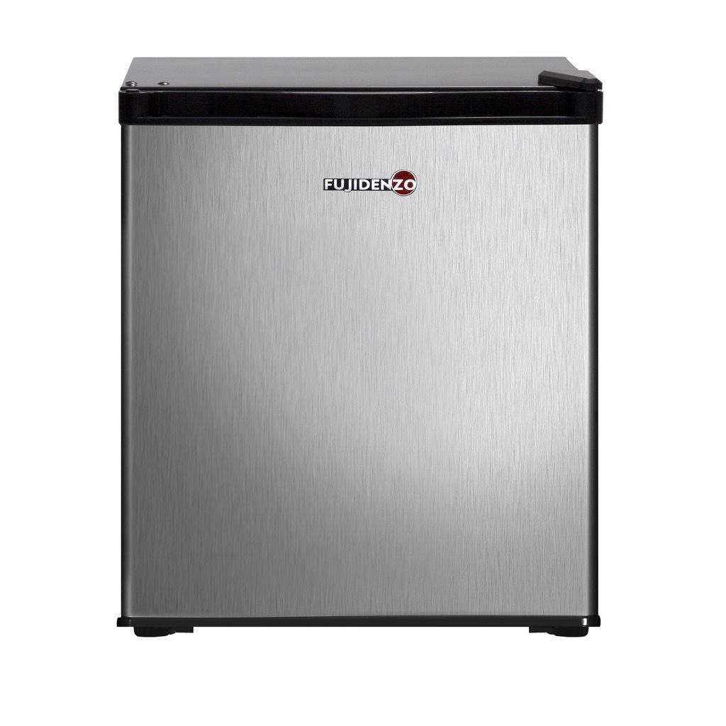 Fujidenzo Mini Fridge Stainless Steel (Category: Refrigerators and Freezers) located in Caloocan City. Submitted by happydragon_84d819 (Listing ID 1461231932, Image 2). Description: - Compact Fujidenzo mini fridge - Stainless steel front - Perfect for dorm rooms, offices, or small spaces - Keeps drinks and snacks cool - Interior shelves and door compartments - Easy to use - Great for extra cooling needs.