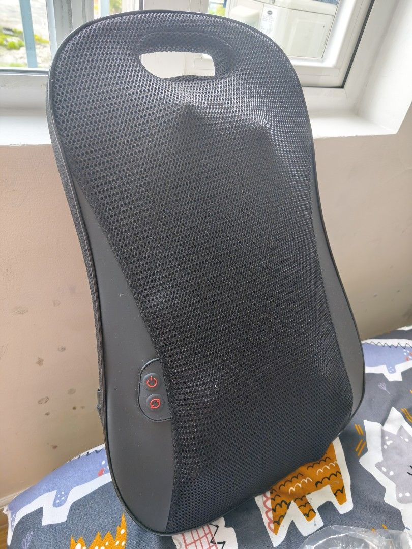 Full Back Massager (Category: Body Care) located in Manila. Submitted by juvy.alpha (Listing ID 1461118080, Image 1). Description: With a box but the box is in distorted condition..
