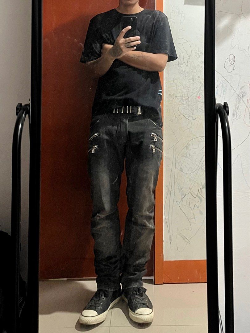 (SOLD) FW2011 BALMAIN BY CHRISTOPHE DECARNIN MULTI ZIP BIKER JEANS (Category: Luxury Apparel) located in Cagayan de Oro. Submitted by middlesosa (Listing ID 1461117366, Image 3). Description: FW2011 BALMAIN BY CHRISTOPHE DECARNIN MULTI ZIP BIKER JEANS SIZE 32 FITTINGS WAIST - 16 inches LENGTH - 43 inches INSEAM - 33 inches LEG OPENING - 7.5 inches THIGH - 10 inches RISE - 10 inches MISSINGS TAGS 3500 php.