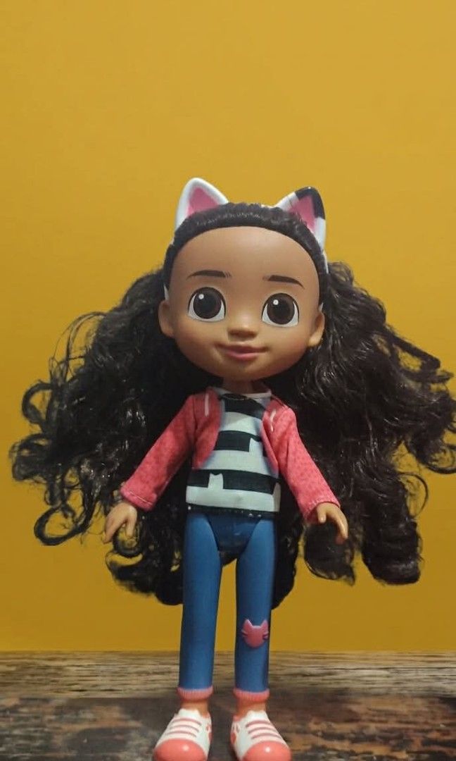 gabby's dollhouse (Category: Kids Toys) located in Pasig City. Submitted by jisoo69 (Listing ID 1461237916, Image 2). Description: use like new collectibles.
