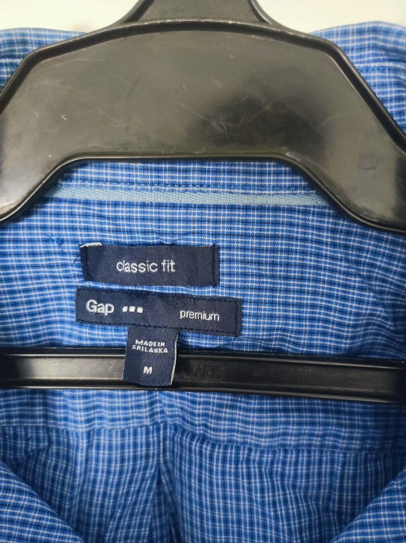 Gap Blue Longsleeve for Men (Category: Formal Shirts) located in Bacolod City. Submitted by saltandlight.thrift (Listing ID 1461273626, Image 3). Description: .