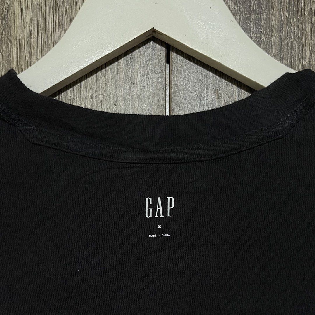 ✅GAP ORIGINAL OVERSIZED POCKET SHIRT (Category: Tshirts & Polo Shirts ) located in Dumaguete. Submitted by marc_umbac89 (Listing ID 1461145064, Image 3). Description: ✅GAP ORIGINAL OVERSIZED POCKET SHIRT ₱350 ~Excellent And Brand New Condition ~No Issue Or Flaws ~Complete Tags ~Navy Blue Colorway ~Parang Bagong Bili Sa Mall ~Heavy Cloth ~Size:M-L ~Length:27 Width:21 📌Dumaguete City Negros Oriental ✅Unli Vouch And VC For Legitimacy ‼️DISCLAIMER: 