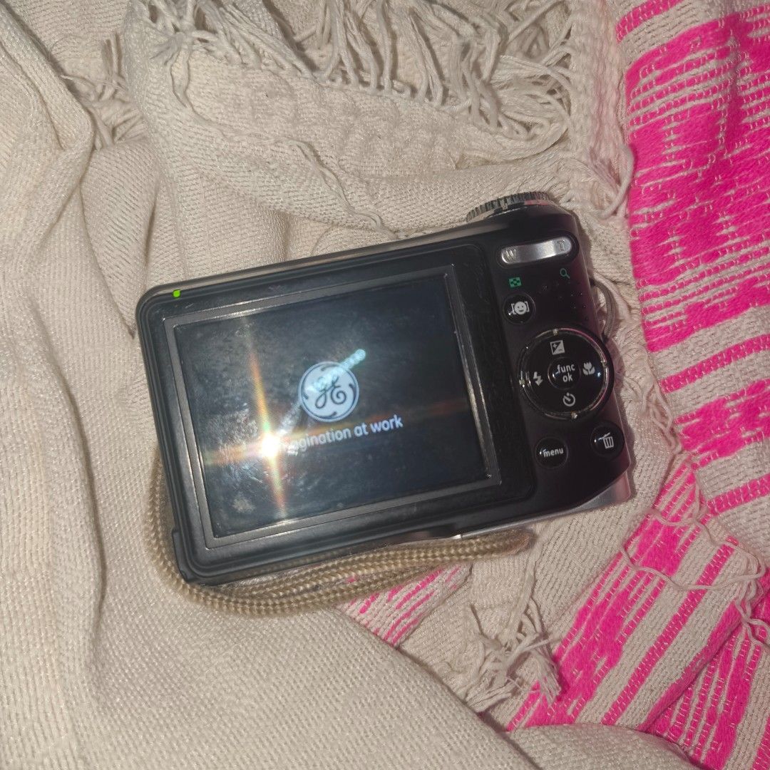 GE A835 Digicam (Category: Cameras) located in Ilagan. Submitted by bajustine (Listing ID 1441141137, Image 3). Description: ‎[WORKING] GE A835 Digital Camera ‎🏷️₱1,299 + shipping fee‼️ 📍ILAGAN, Isabela 3300 ‎SAMPLE SHOTS 📸‼️: https://drive.google.com/drive/folders/1WbIdZ1Uhmi-gjOQFWg9HfZ9nSUJUQdHf + Takes AA Batteries 🔋⚡ ‎+ Clean and dreamy outputs 📸✨ + Perfect for sunsets and landscapes ⛱️🪴 + No issues whatsoever‼️✨🪄 ‼️AS-IS, UNIT ONLY‼️