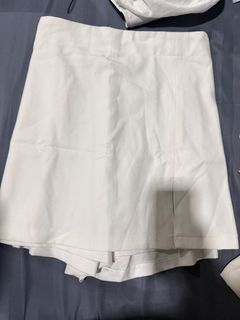 (Kategori: ) berada di . Dikirim oleh fika.closet (ID iklan 1461306575, Gambar 1). Deskripsi: .