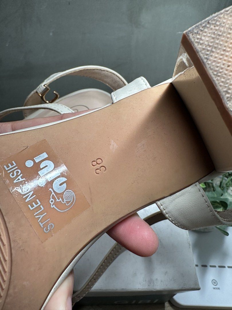 GIBI Block Heel Sandals Size 38 (Category: Heels) located in Taguig. Submitted by fatimajanne (Listing ID 1461258102, Image 3). Description: GIBI Shoes - Seldom used - in good condition - with minor scratches Location: Sta. Rosa, Laguna / Taguig.