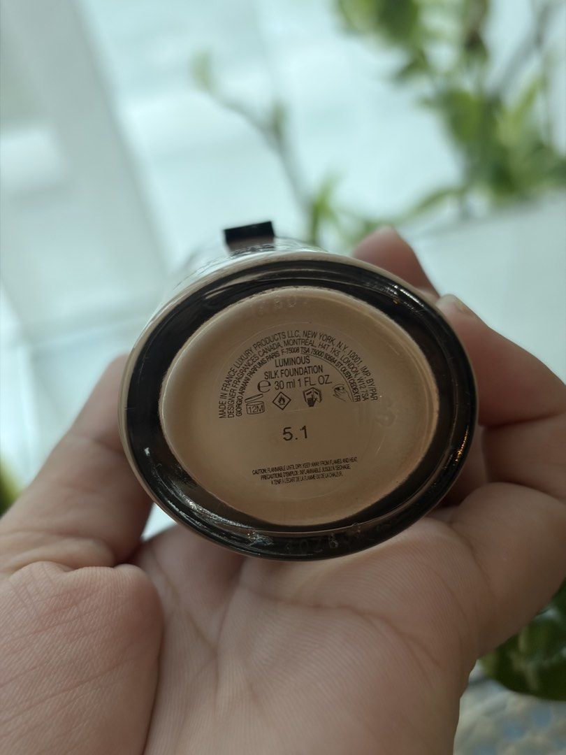 Giorgio Armani Luminous Silk Foundation 5.1 (Category: Makeup) located in Manila. Submitted by rosiecles (Listing ID 1461225039, Image 2). Description: Giorgio Armani Luminous Silk Foundation ✨ - Shade: 5.1 - Finish: Perfect Natural Glow - Size: 30 mL / 1 fl. oz. - Origin: Made in France - Purchase Date: July 22 PRODUCT DETAILS - 100% Original; Bought from SM Makati - Used ONCE ONLY for swatching - No box and no receipt (wasn’t expecting to sell 
