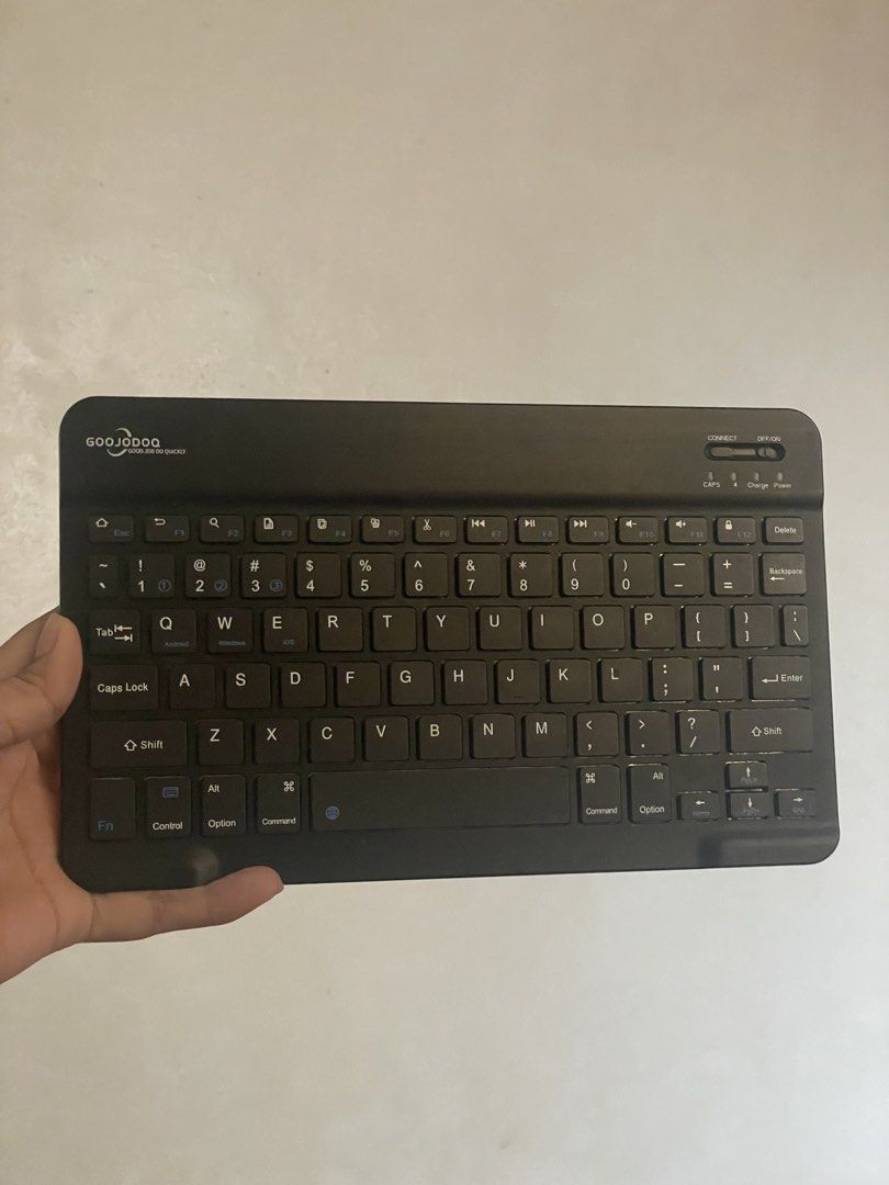 Gojodooq Wireless Keyboard (Category: Computer Keyboard) located in Manila. Submitted by thriftgod67 (Listing ID 1461177470, Image 1). Description: Functioning keys Not functioning keys: N and M Minor scratches and signs of usage Lightweight Loc: Pasig Santolan .