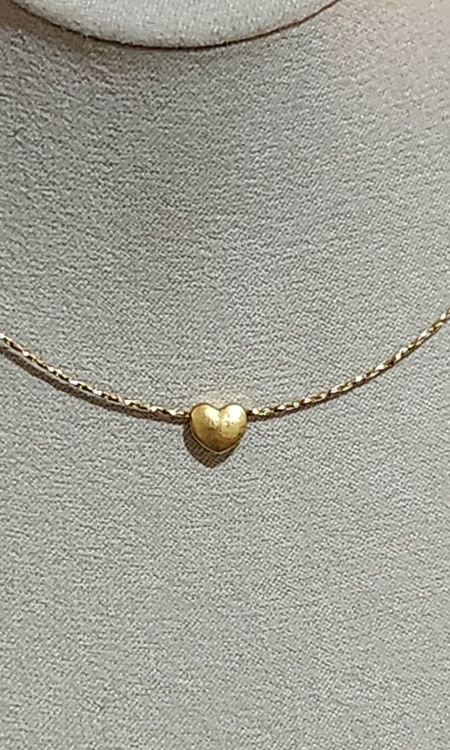 Gold Necklace (Category: Necklaces) located in Manila. Submitted by razshoppe (Listing ID 1461244540, Image 2). Description: 18k Chain and 24k pendant.