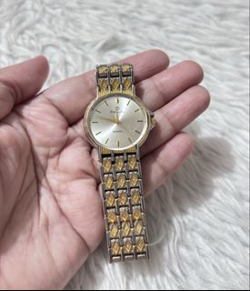 (Category: ) located in . Submitted by dalle_closet (Listing ID 1461145058, Image 1). Description: .