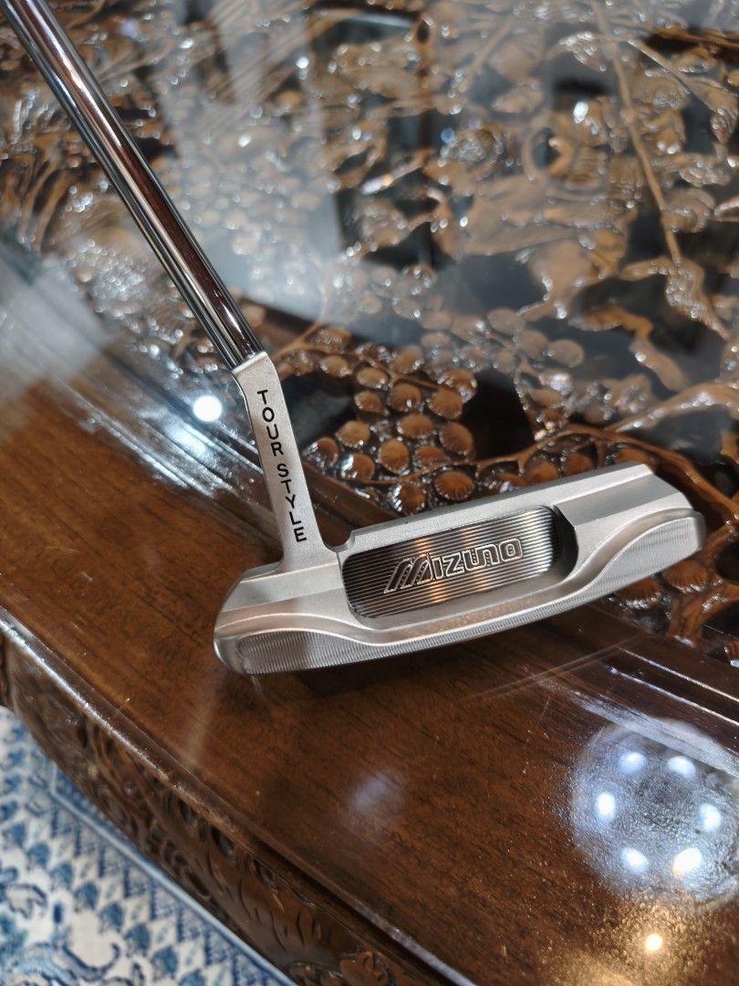 Golf Mizuno Putter (Category: Other Sports Equipment and Supplies) located in Paranaque City. Submitted by manilagolfmarket (Listing ID 1461269951, Image 3). Description: For Sale Mizuno Dare to dream putter L-34 in.almost new for only 4.3k pick up Bf Paranaque free shipping within MM..