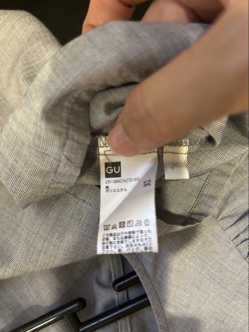 GU Brand ruffled top. (Category: Blouses) located in Quezon City. Submitted by melrose_place (Listing ID 1461234006, Image 2). Description: GU brand ruffled top. Size Medium. Runs Big. #GUph .