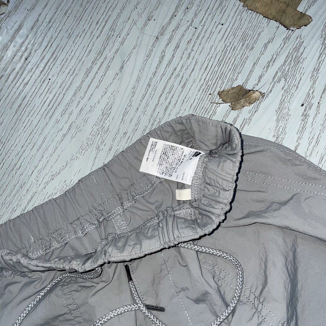 GU Nylon Parachute Pants (Category: Other Bottoms) located in Caloocan City. Submitted by thriftytripter (Listing ID 1461271360, Image 2). Description: +Shipping fee waist • 25-30 length • 38.5 hem • 8 condition • 10/10 color rate • 10/10 issue • none • Check details before buying • Items are washed and ready to wear • Color may vary due to lighting.