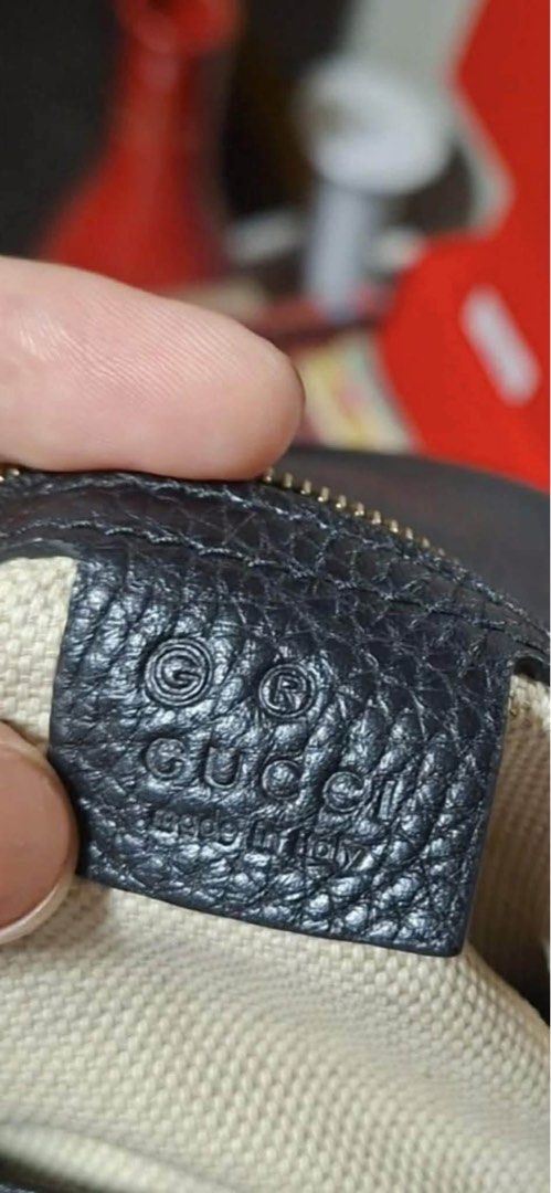 GUCCI (Category: Luxury Bags & Wallets) located in Koronadal. Submitted by zyxarvie (Listing ID 1461135753, Image 3). Description: Excellent no new Guarantee authentic✅ With dustbag 9.8/10 color rate Gold hardware not faded .