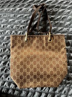 (Category: ) located in . Submitted by vtg_ukay_bags (Listing ID 1461190067, Image 1). Description: .