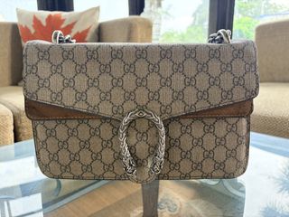 (Category: ) located in . Submitted by s3resale (Listing ID 1461201477, Image 1). Description: .