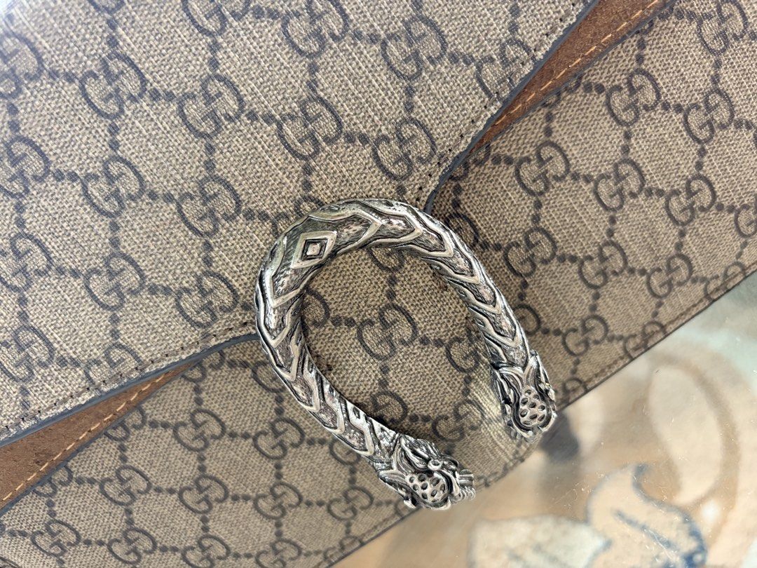 Gucci GG Supreme Dionysus shoulder bag (Category: Announcements) located in San Pascual. Submitted by s3resale (Listing ID 1461201477, Image 2). Description: Needs cleaning Has code and black tag No damage Check photos.. .
