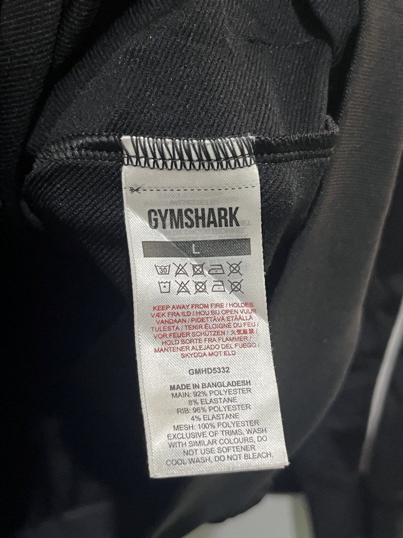 Gymshark (Category: Coats, Jackets and Outerwear) located in Lipa City. Submitted by deligrind (Listing ID 1461181178, Image 3). Description: .