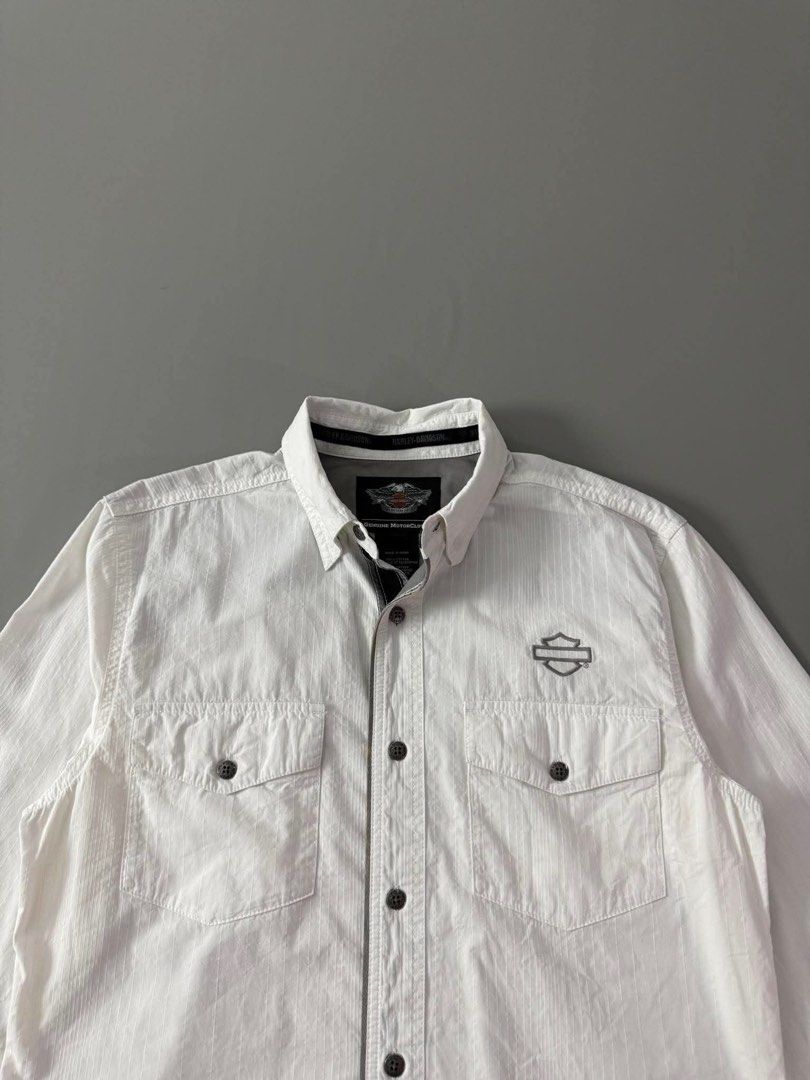 HARLEY DAVIDSON (Category: Tshirts & Polo Shirts ) located in Guagua. Submitted by sweetboyy (Listing ID 1461177265, Image 2). Description: HARLEY DAVIDSON EXCELLENT CONDITION / NO ISSUE SIZE MEDIUM ON TAG / DIMES L30 W21.