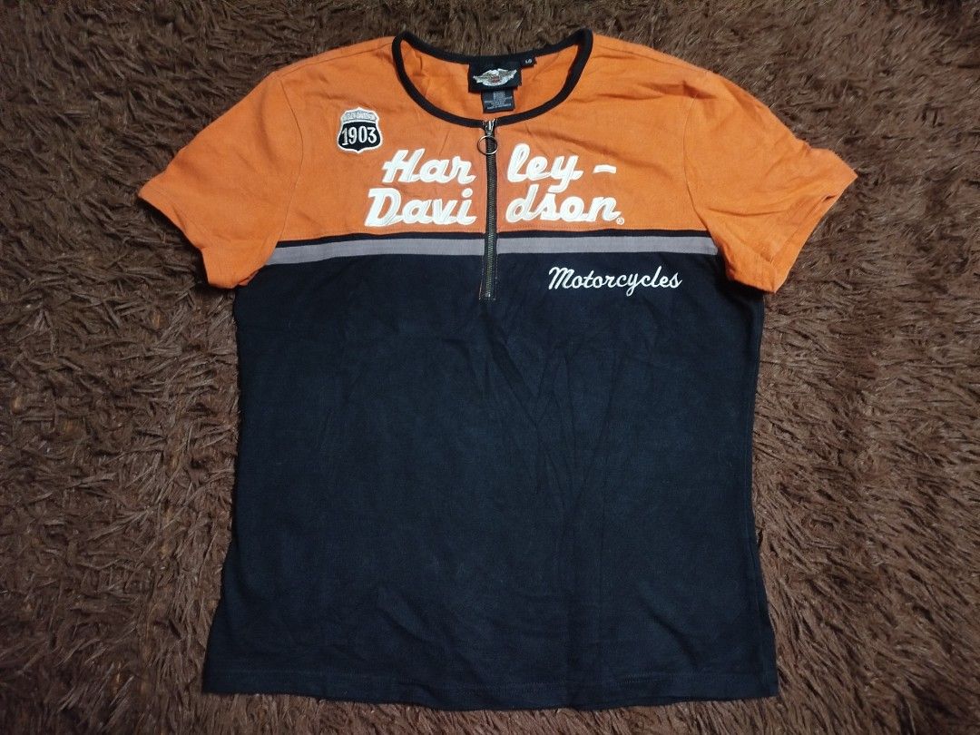 Harley Davidson Quarter Zip Shirt (Category: Shirts) located in San Juan City. Submitted by reddvelasquez4298 (Listing ID 1461234878, Image 1). Description: Harley Davidson Quarter Zip Shirt Size Large 18.5 Width 23 Length Good Condition No issues 500 pesos PM.