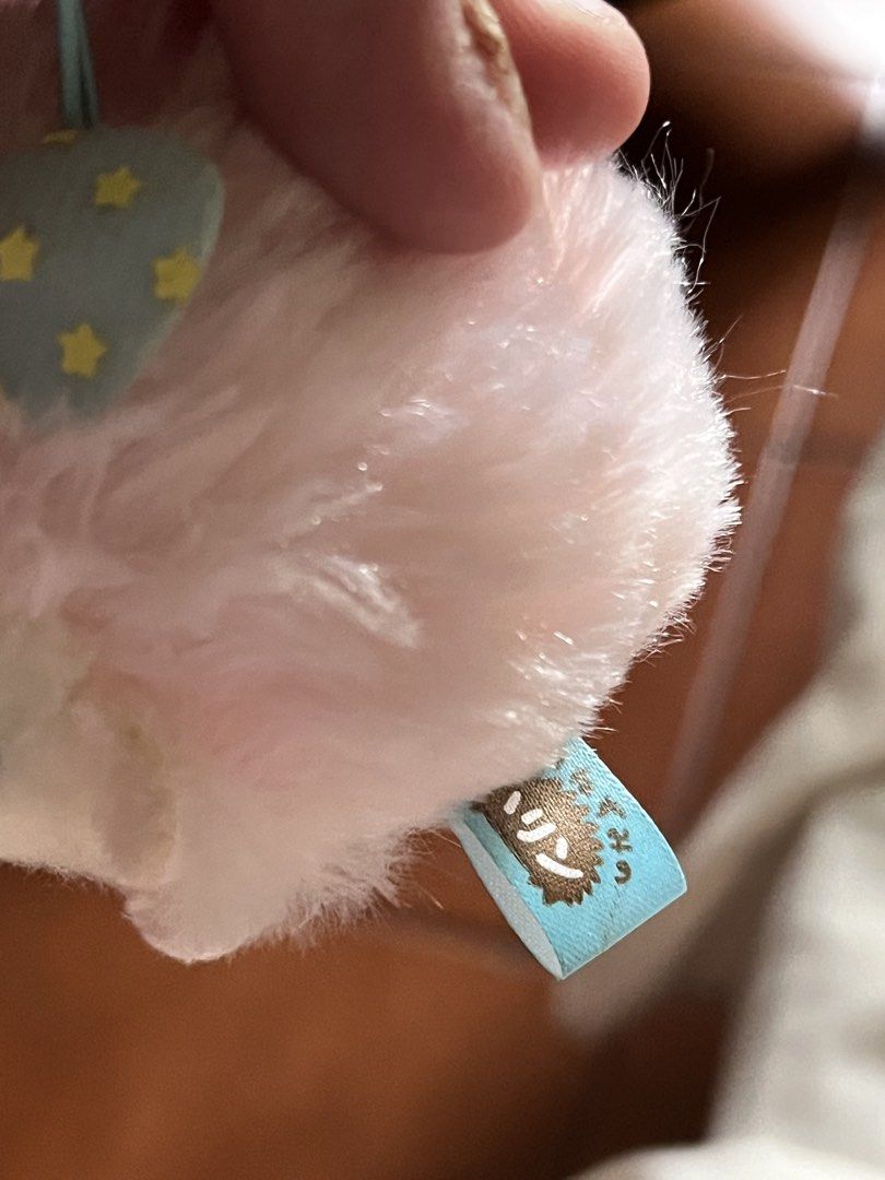 Hedgehog pink bag charm (Category: Luxury Accessories) located in Paranaque City. Submitted by bonsaiart (Listing ID 1461131550, Image 3). Description: Pre owned Good condition 180+sf Payment via GCASH or paymaya No to meetup No to cop / cod Shipping via j&t only No breaking of set or bundle.