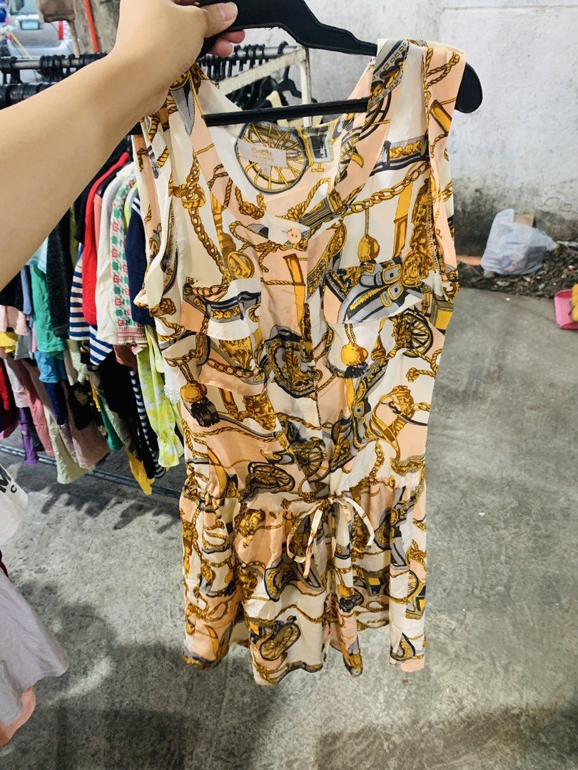 Hermes Inspired Dress (Category: Dresses) located in Kabankalan. Submitted by leans_closet (Listing ID 1461254447, Image 1). Description: Hermes Dress/ Idk if legit S-m With missing button on shoulder design, see attached last photo.